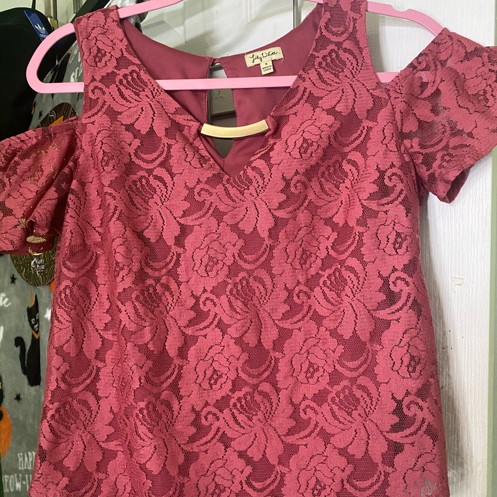 Laced flower shirt